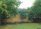 Продава къща на 5 км от Луковит, 120 кв.м,
				
				
						€ 20 000