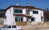 Продава двуетажна къща в гр. Варна, кв. Изгрев, 420 кв.м (застроена площ + идеални части),
				
				
						€ 330 000