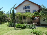 Къща за целогодишно живеене в района на Костенец, 360 кв.м,
				
				
						€ 165 000