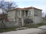с. Куманово, обл. Варна - продава селска къща, 130 кв.м,
				
				
						€ 38 000
						 