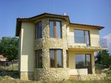 Продава къща в обл. Варна, с. Аврен, на 20 минути от центъра на гр. Варна, 136 кв.м,
				
				
						€ 105 000